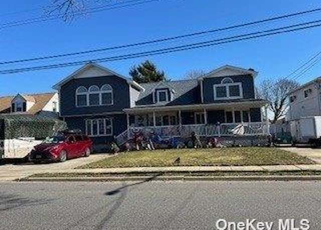 Property at 2175 Spruce St, Wantagh, NY 11793, 5 beds, 3 baths
