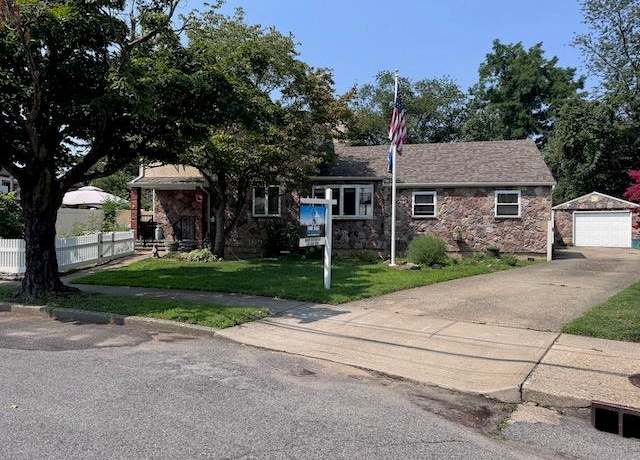 Property at 980 Siems Ct, North Bellmore, NY 11710, 3 beds, 3 baths