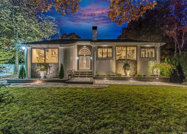 Property at 29 Village Dr W, Dix Hills, NY 11746, 5 beds, 4 baths