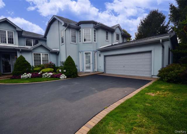 Property at 679 Balfour Pl, Melville, NY 11747, 3 beds, 2.5 baths