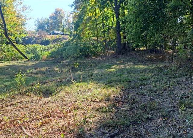 Property at 2 Elting Pl, Highland, NY 12528