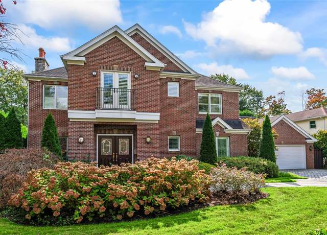 Property at 145 Crescent Dr, Searingtown, NY 11507, 3 beds, 4 baths