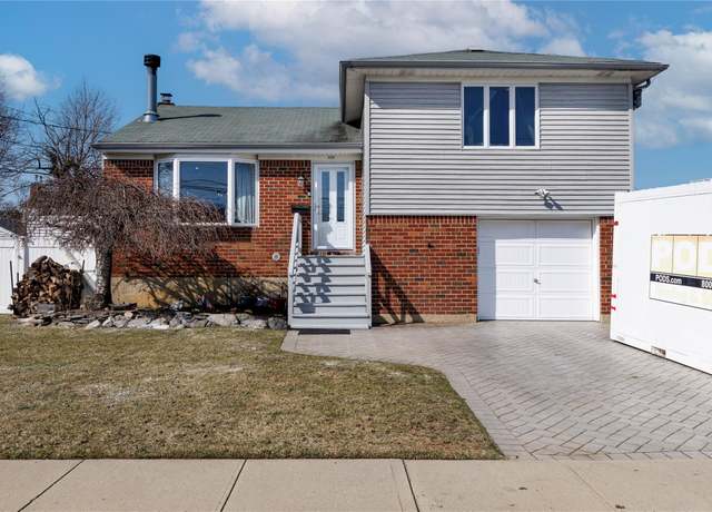 Property at 1111 Steele Blvd, Baldwin, NY 11510, 3 beds, 2 baths