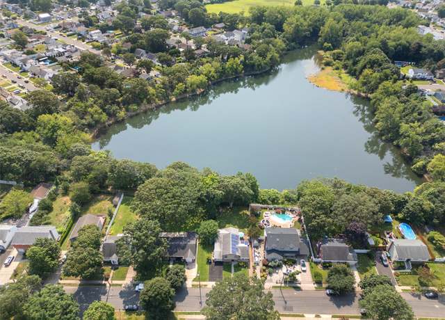 Property at 1850 Lenox Ave, East Meadow, NY 11554, 4 beds, 3.5 baths