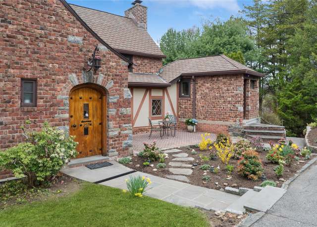 Property at 297 Palisade Ave, Dobbs Ferry, NY 10522, 4 beds, 3.5 baths