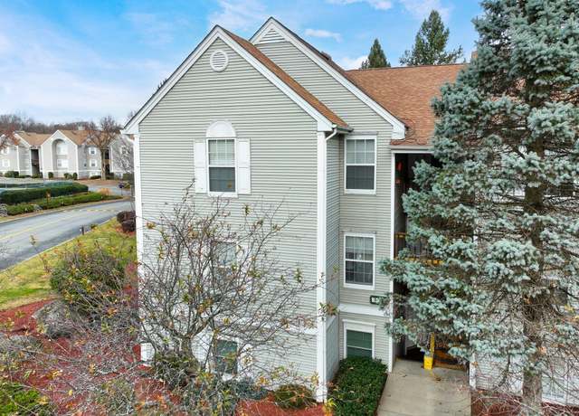 Property at 1025 Washington Grn, New Windsor, NY 12553, 2 beds, 2 baths