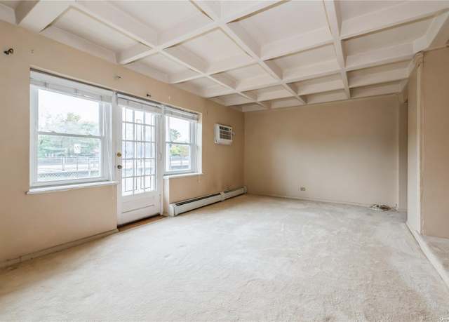 Property at 147-25 Grand Central Pkwy Unit 82GA, Briarwood, NY 11435, 2 beds, 1 bath