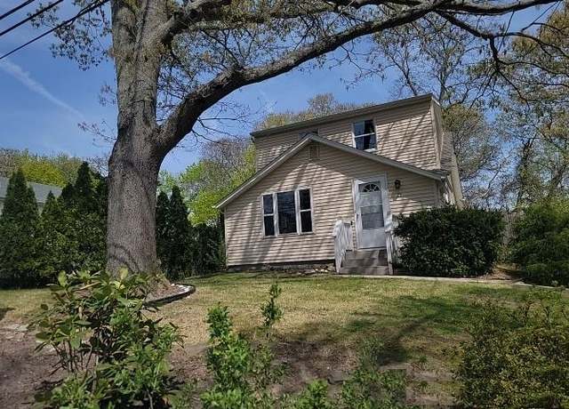 Property at 21 Patchogue Dr, Rocky Point, NY 11778, 3 beds, 2 baths