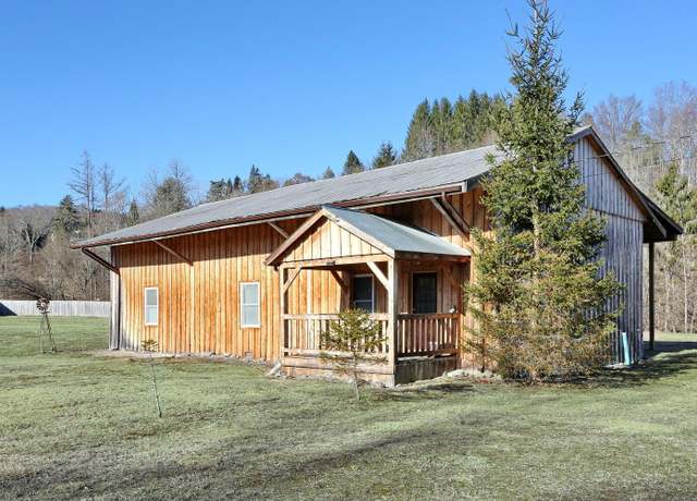 Property at 13 Creamery Rd, Livingston Manor, NY 12758, 3 beds, 1 bath