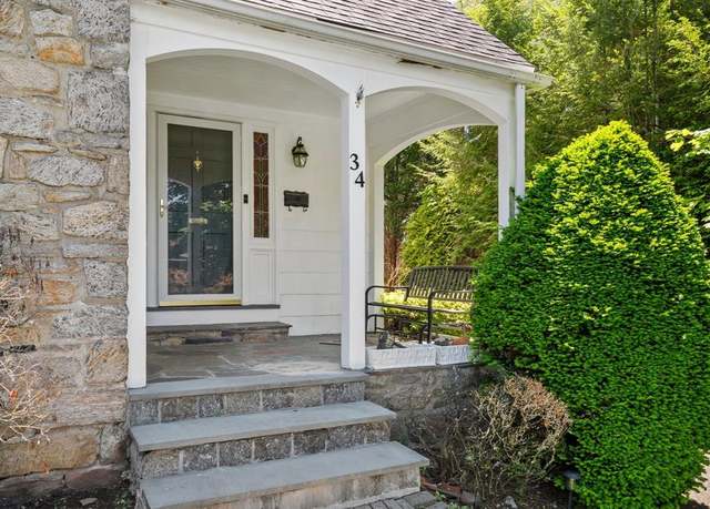 Property at 34 Helena Ave, Yonkers, NY 10710, 3 beds, 2.5 baths