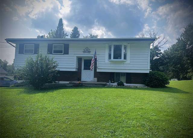 Property at 5 Prospect St, Staatsburg, NY 12580, 3 beds, 1 bath