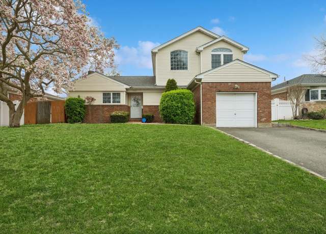 Property at 1566 Kew Ave, Hewlett, NY 11557, 3 beds, 2 baths