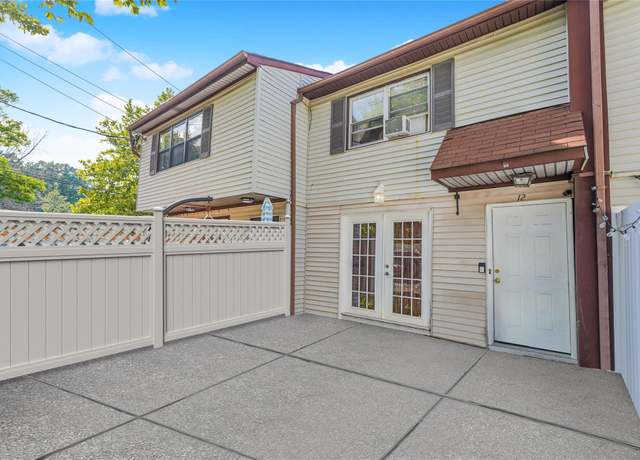 Property at 12 Bunnell Ct, Staten Island, NY 10312, 2 beds, 1.5 baths