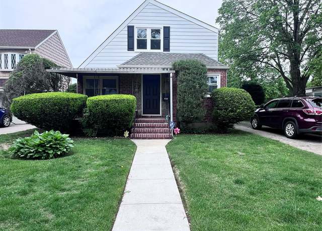 Property at 1639 Belmont Ave, New Hyde Park, NY 11040, 4 beds, 2 baths