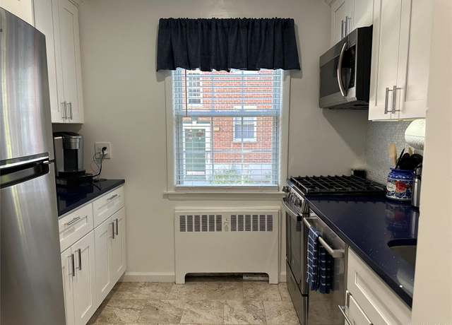 Property at 180 Pinewood Rd #7, Hartsdale, NY 10530, 1 bath
