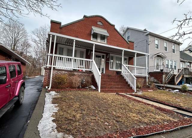 Property at 199 Washington St, Poughkeepsie, NY 12601, 4 beds, 2 baths