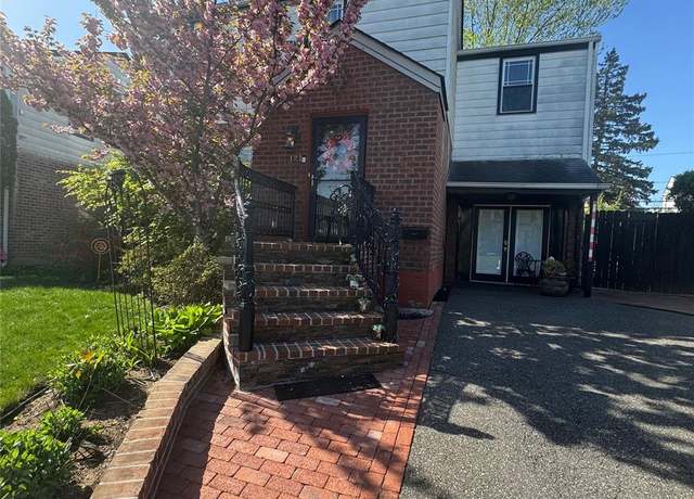 Property at 121 Barbara St, Elmont, NY 11003, 3 beds, 2 baths