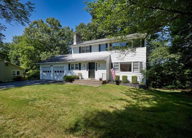 Property at 152 Bart Dr, Poughkeepsie, NY 12603, 4 beds, 3.5 baths