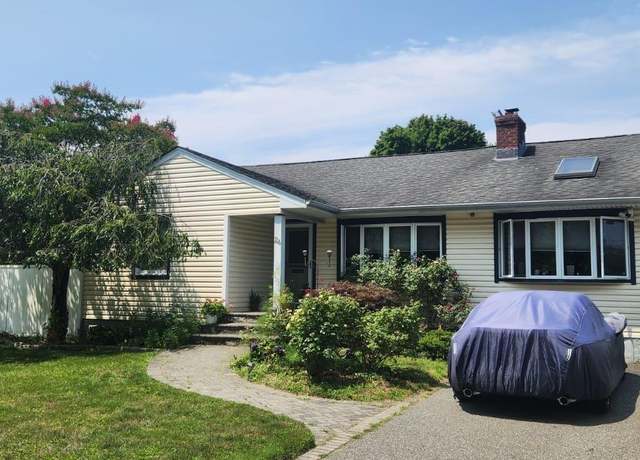 Property at 24 Elderberry Rd, Syosset, NY 11791, 3 beds, 2 baths