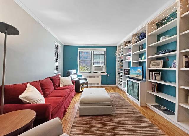 Property at 510 Kappock St Unit 1B, Bronx, NY 10463, 3 beds, 1 bath