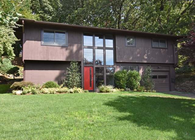 Property at 19 Jordan Rd, Hastings-on-hudson, NY 10706, 3 beds, 2.5 baths