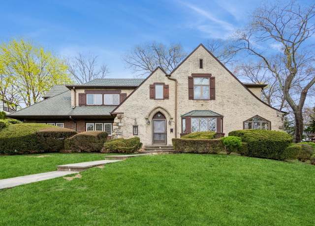 Property at 250 Paine Ave, New Rochelle, NY 10804, 5 beds, 3.5 baths