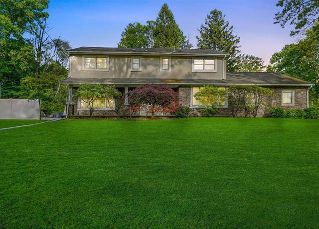 Property at 32 Wilder Rd, Monsey, NY 10952, 6 beds, 4 baths