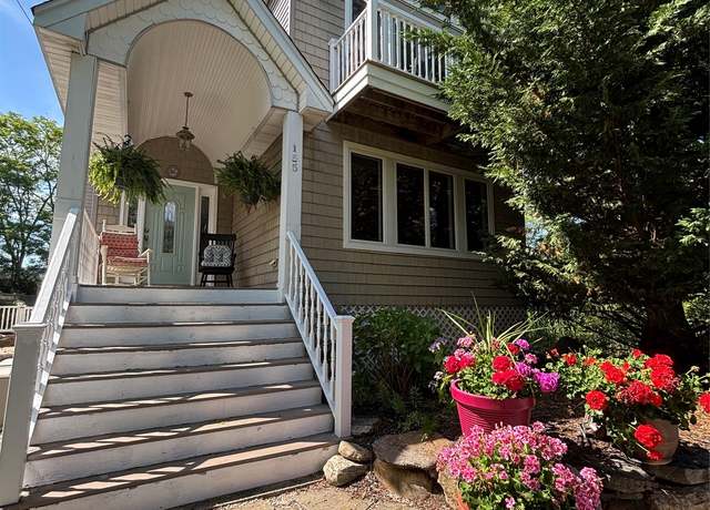Property at 155 2nd Ave, Peconic, NY 11958, 3 beds, 1.5 baths