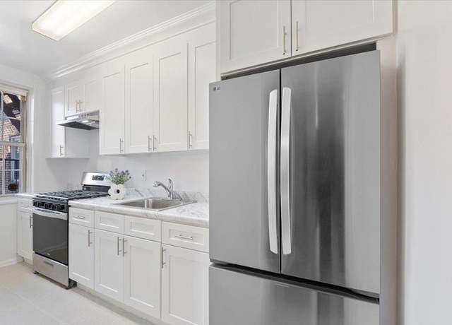 Property at 754 Bronx River Rd Unit B-52, Bronxville, NY 10708, 2 beds, 1 bath