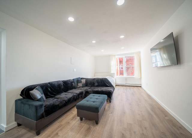 Property at 84-70 129th Unit 5J, Kew Gardens, NY 11415, 1 bath
