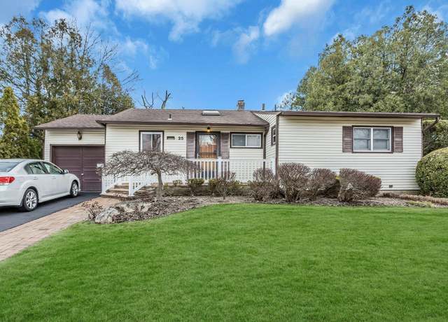 Property at 25 Mitchell Ave, Plainview, NY 11803, 3 beds, 3 baths
