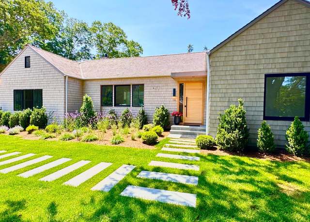 Property at 16 Walker Ct, East Quogue, NY 11942, 4 beds, 3 baths