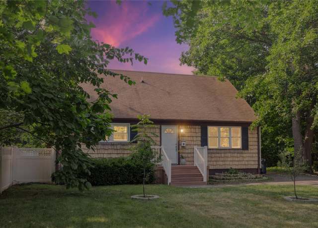 Property at 1668 Straight Path, Wyandanch, NY 11798, 4 beds, 1.5 baths