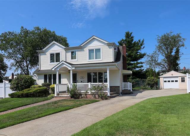 Property at 1600 Irving Ct, North Bellmore, NY 11710, 4 beds, 2 baths