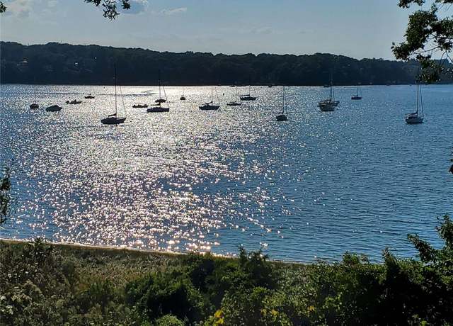 Property at 36 Beach Rd, Port Jefferson, NY 11777, 6 beds, 3.5 baths
