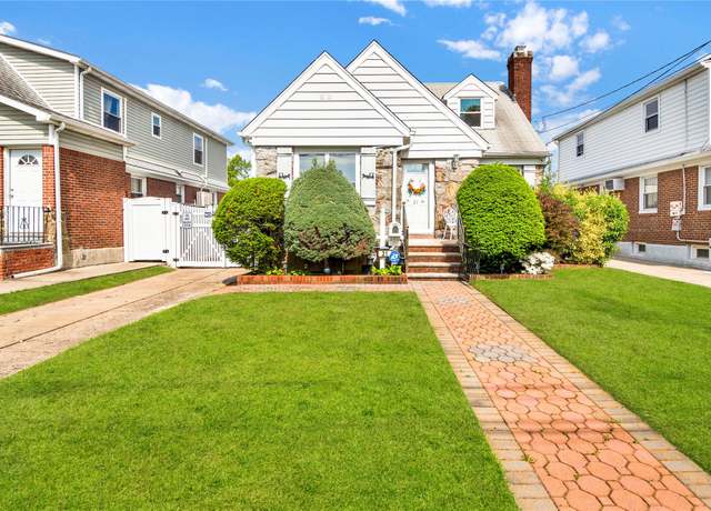 Property at 21 Irving St, Valley Stream, NY 11580, 3 beds, 3 baths