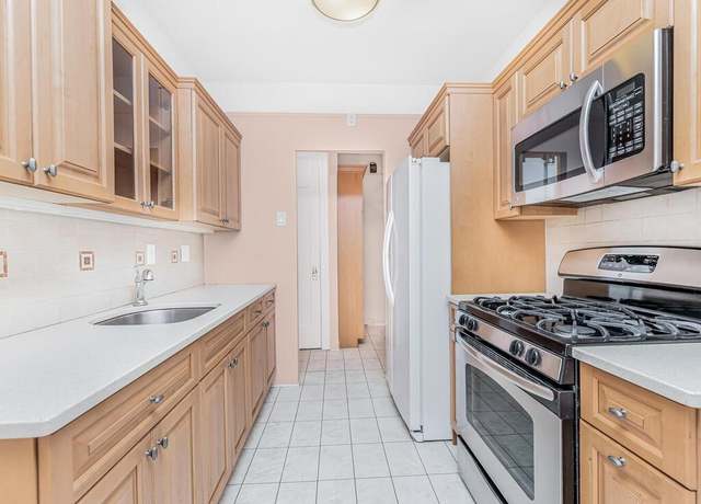Property at 2925 Mathews Ave Unit 6C, Bronx, NY 10467, 1 bed, 1 bath