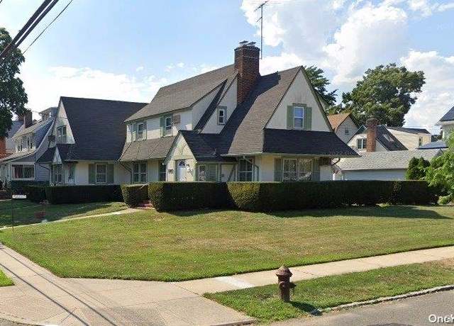 Property at 211-35 34th Rd, Bayside, NY 11361