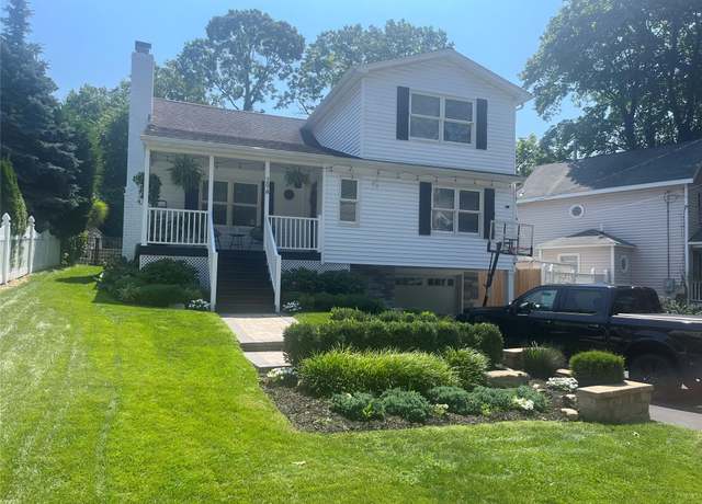Property at 29A Upland Dr, East Northport, NY 11731, 4 beds, 3 baths