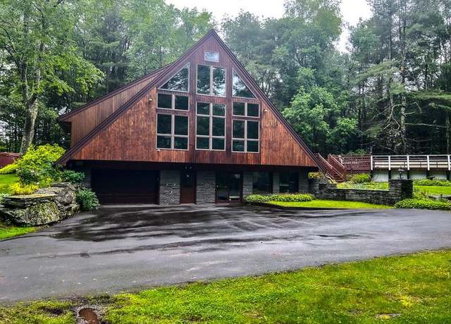 Property at 100 Old Tacy Rd Unit TR95, Bethel, NY 12783, 4 beds, 3 baths