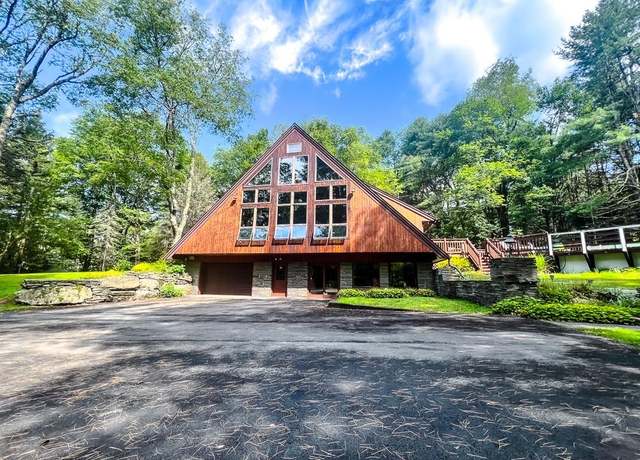 Property at 100 Old Tacy Rd Unit TR95, Bethel, NY 12783, 4 beds, 3 baths