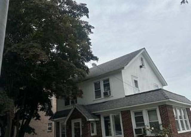 Property at 3946 Secor Ave, Bronx, NY 10466, 3 beds, 1.5 baths