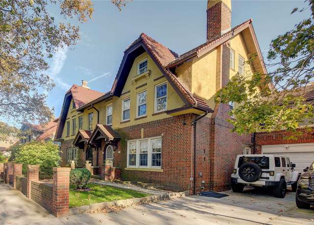 Property at 264 Highland Blvd, Brooklyn, NY 11207, 6 beds, 4 baths