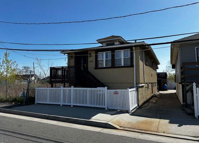 Property at 516 Beach 45th St, Far Rockaway, NY 11691, 2 beds, 2 baths