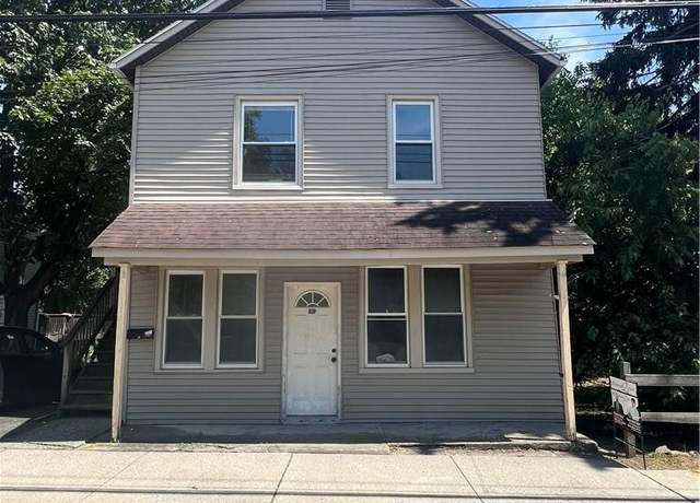 Property at 302 Tower Ave, Maybrook, NY 12543, 4 beds, 2 baths