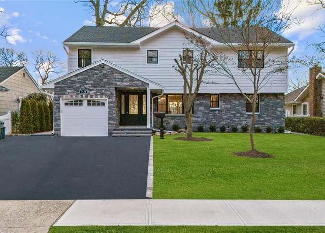 Property at 1574 Middle Neck Rd, Port Washington, NY 11050, 5 beds, 5 baths