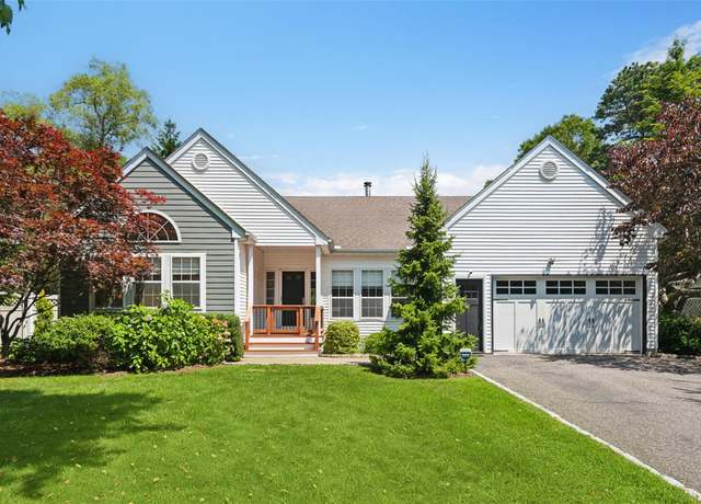 Property at 2 Willowood Ct, Westhampton, NY 11977, 4 beds, 3.5 baths