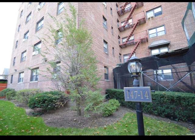 Property at 147-14 84 Unit 5A, Briarwood, NY 11435, 1 bed, 1 bath