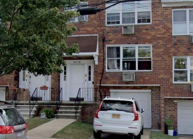 Property at 56-18 Cloverdale Blvd, Bayside, NY 11364, 5 beds, 2 baths