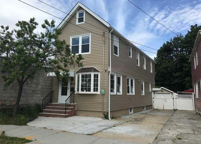 Property at 12713 142nd St, Jamaica, NY 11436, 3 beds, 3 baths